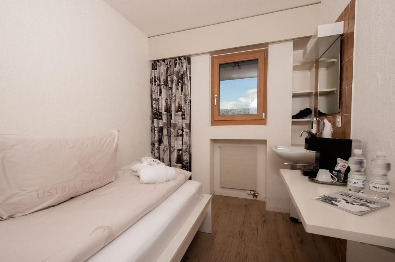 Trin Hotel Ustria Parlatsch מראה חיצוני תמונה
